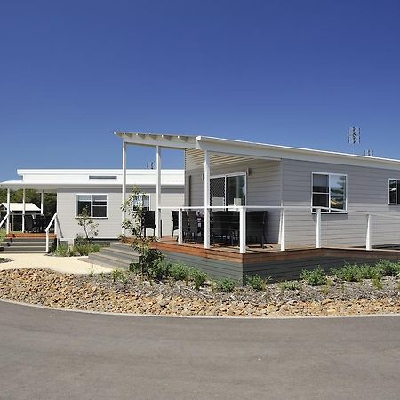 NRMA Stockton Beach Holiday Park Hotell Exteriör bild